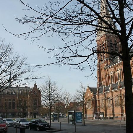 Les Chambres D'Hotes Du Fil Rouge Armentières Екстериор снимка