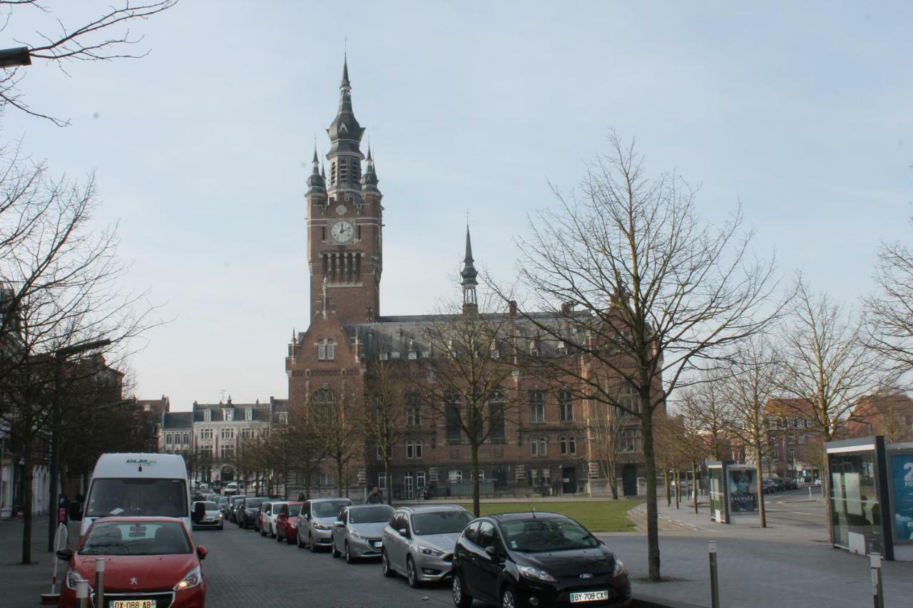 Les Chambres D'Hotes Du Fil Rouge Armentières Екстериор снимка
