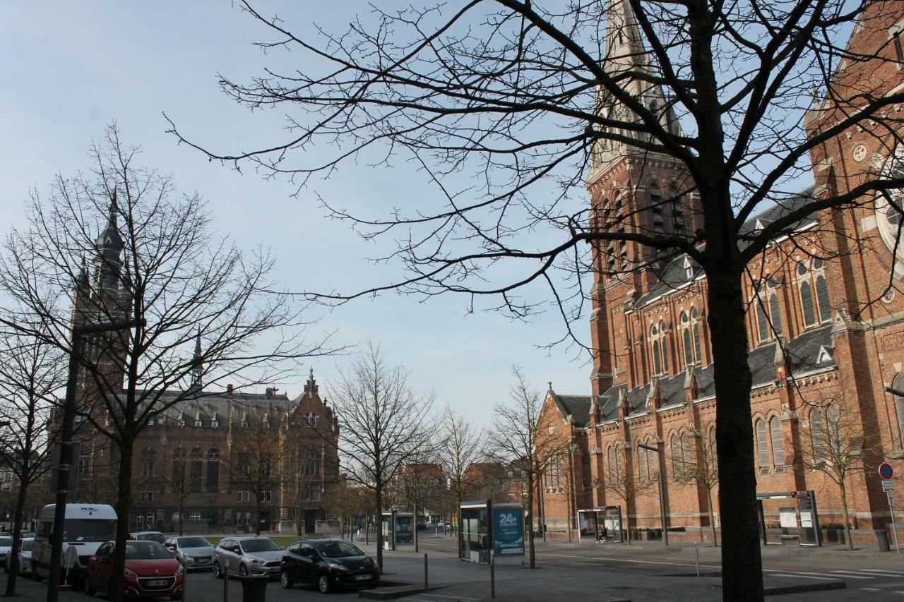 Les Chambres D'Hotes Du Fil Rouge Armentières Екстериор снимка